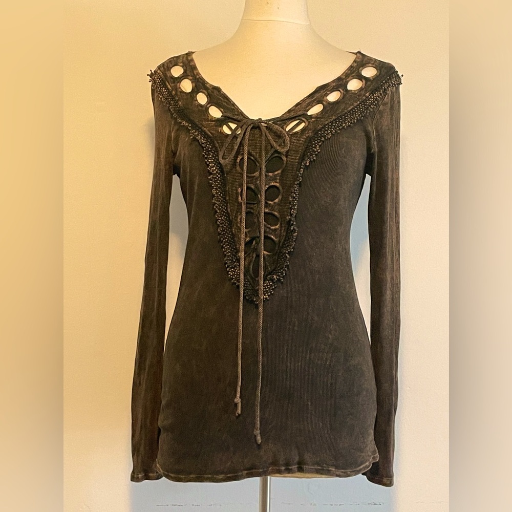 T Party brown stretch long sleeve shirt . Size large .